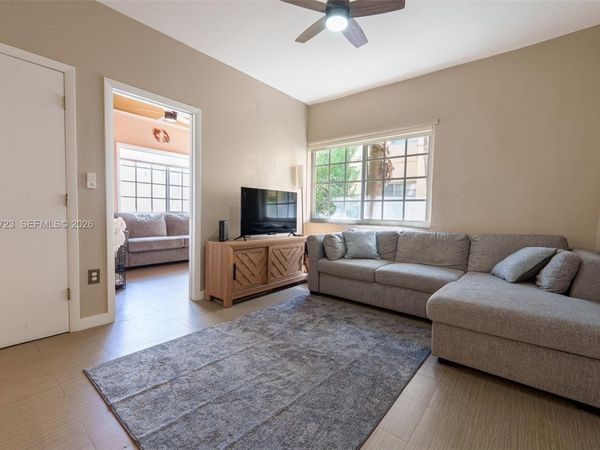 1351 Meridian Ave , Unit 5, Miami Beach, FL 33139