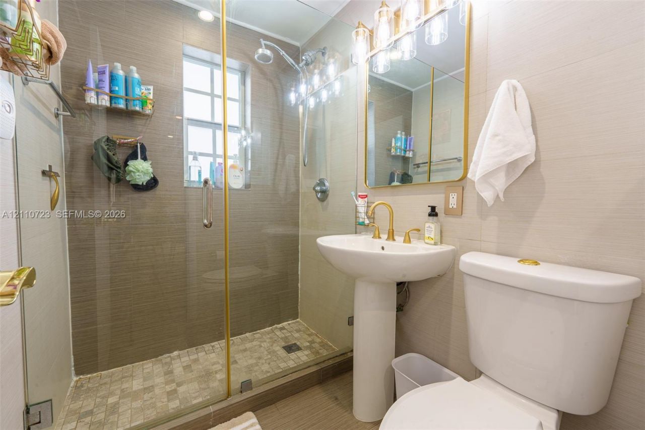 1351 Meridian Ave , Unit 5, Miami Beach, FL 33139 Photo