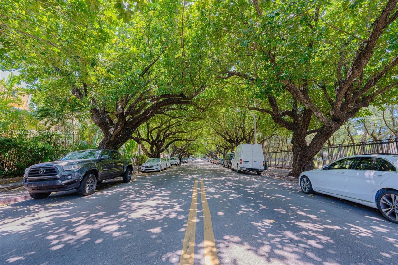 1351 Meridian Ave , Unit 5, Miami Beach, FL 33139 Photo
