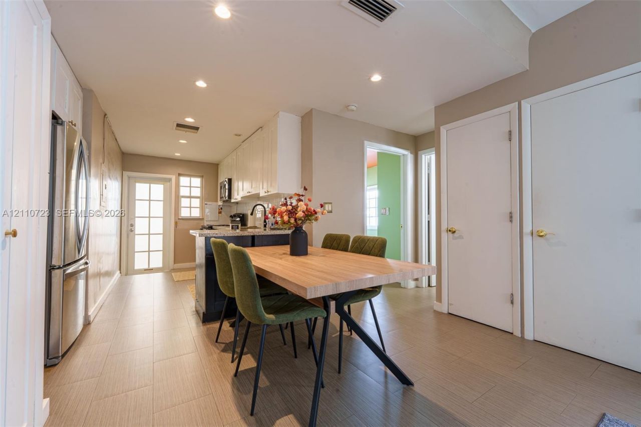 1351 Meridian Ave , Unit 5, Miami Beach, FL 33139 Photo