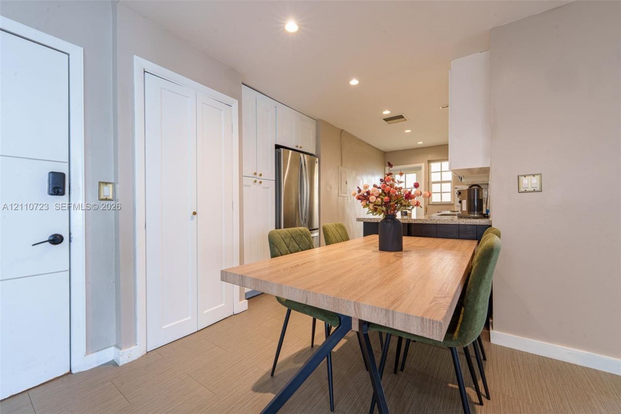 1351 Meridian Ave , Unit 5, Miami Beach, FL 33139 Photo