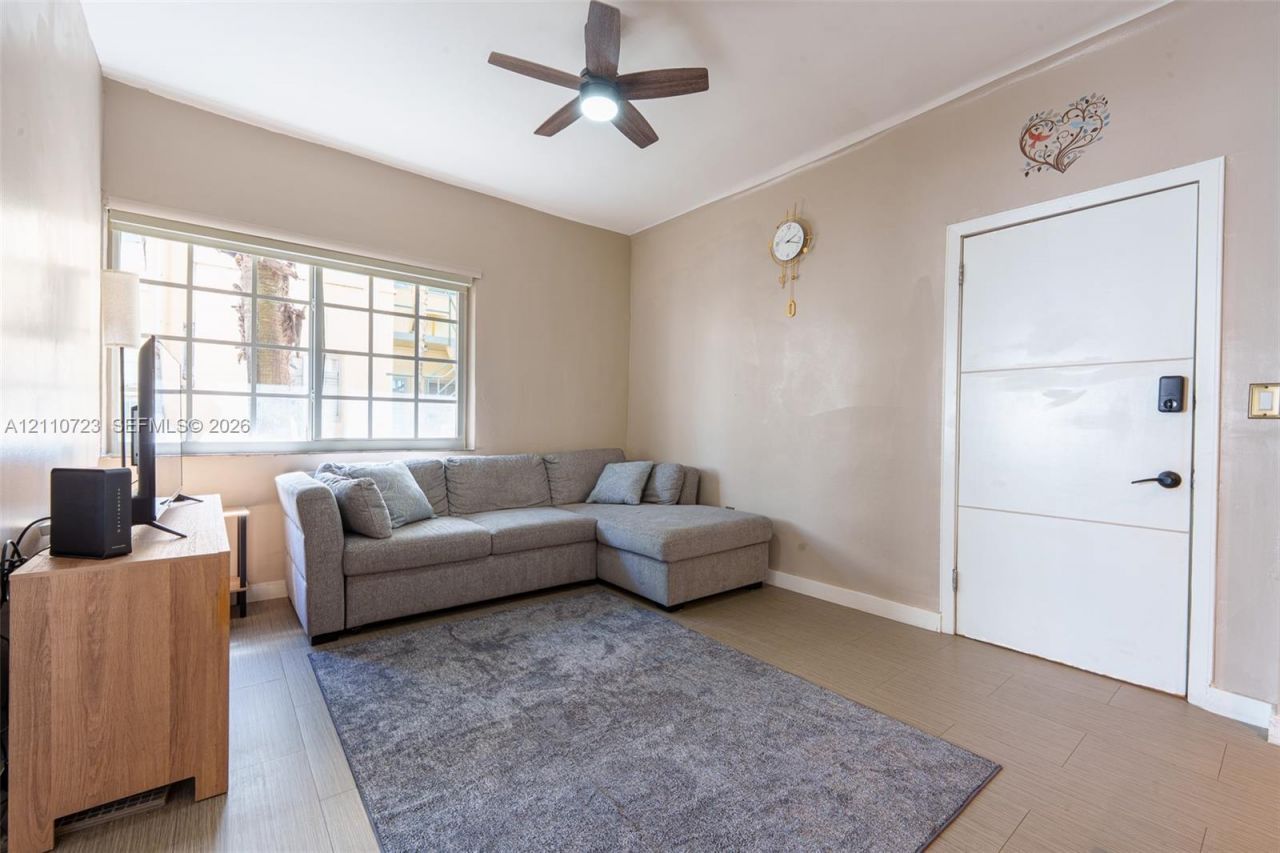 1351 Meridian Ave , Unit 5, Miami Beach, FL 33139 Photo