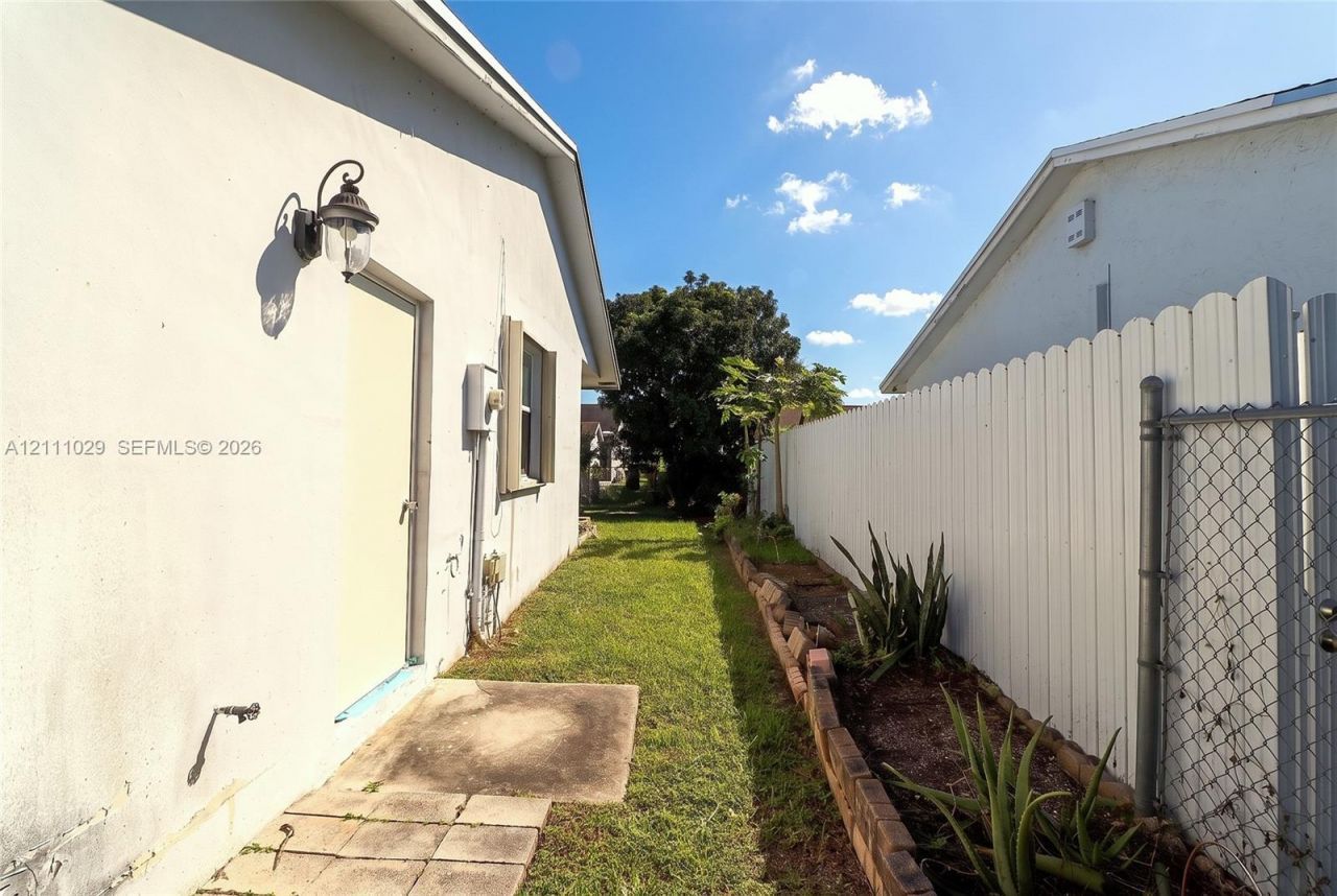 26201 SW 132nd Ave, Homestead, FL 33032 Photo