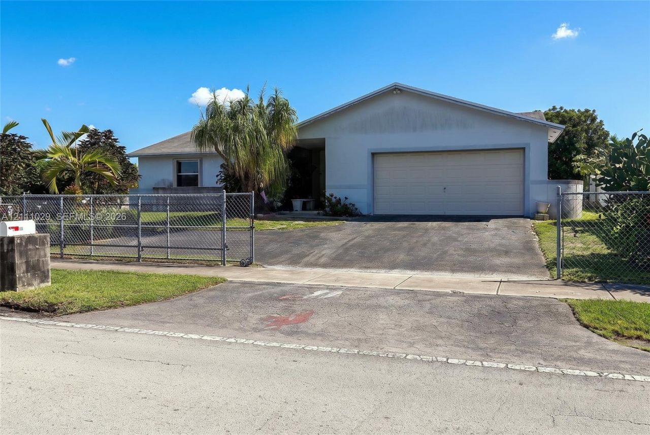 26201 SW 132nd Ave, Homestead, FL 33032 Photo