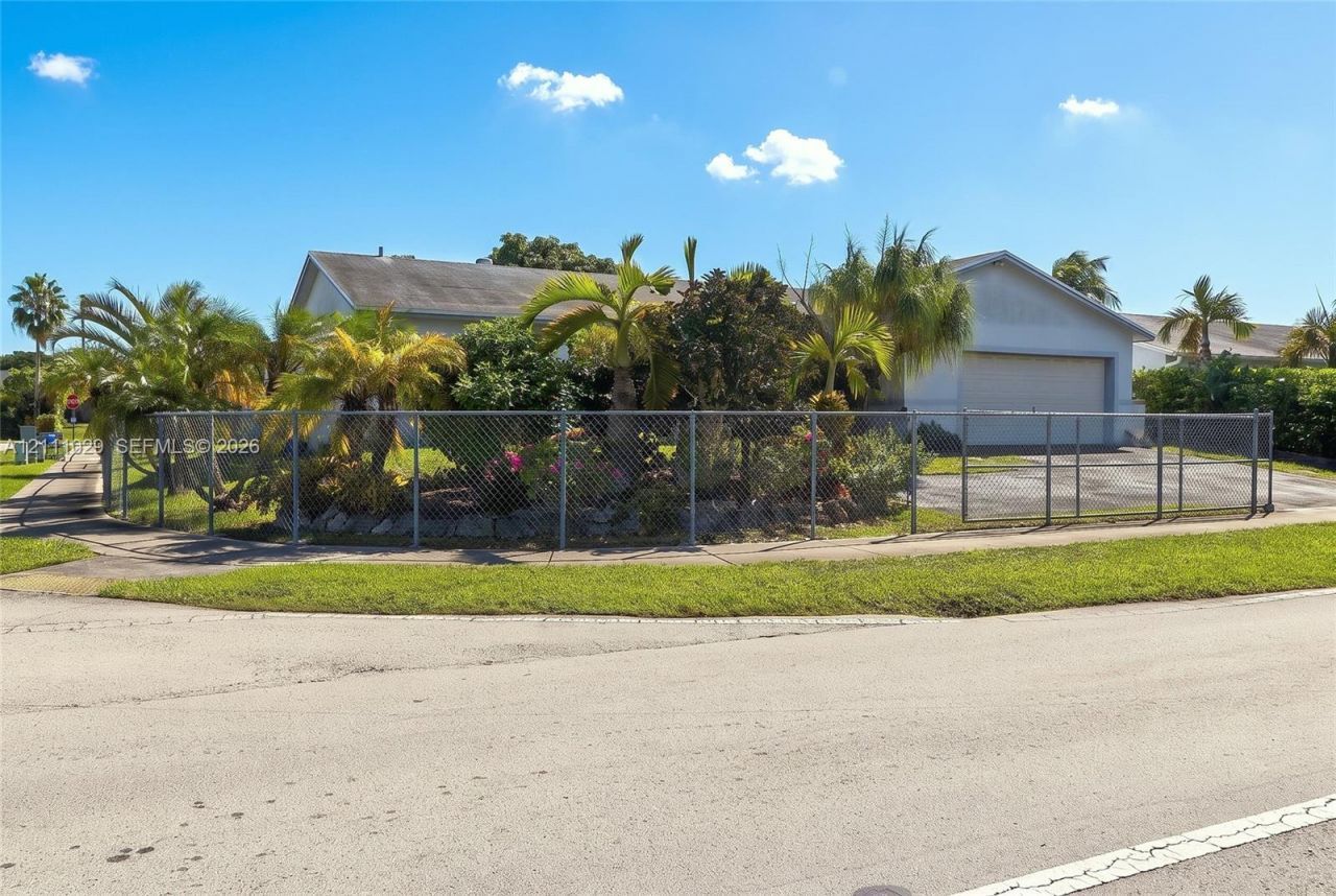 26201 SW 132nd Ave, Homestead, FL 33032 Photo