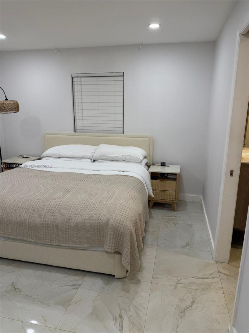 5020 Sheridan St , Unit 2, Hollywood, FL 33021 Photo