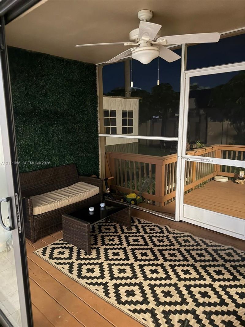 5020 Sheridan St , Unit 2, Hollywood, FL 33021 Photo