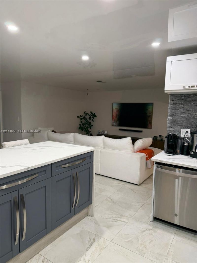 5020 Sheridan St , Unit 2, Hollywood, FL 33021 Photo