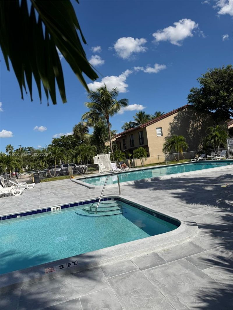 5020 Sheridan St , Unit 2, Hollywood, FL 33021 Photo