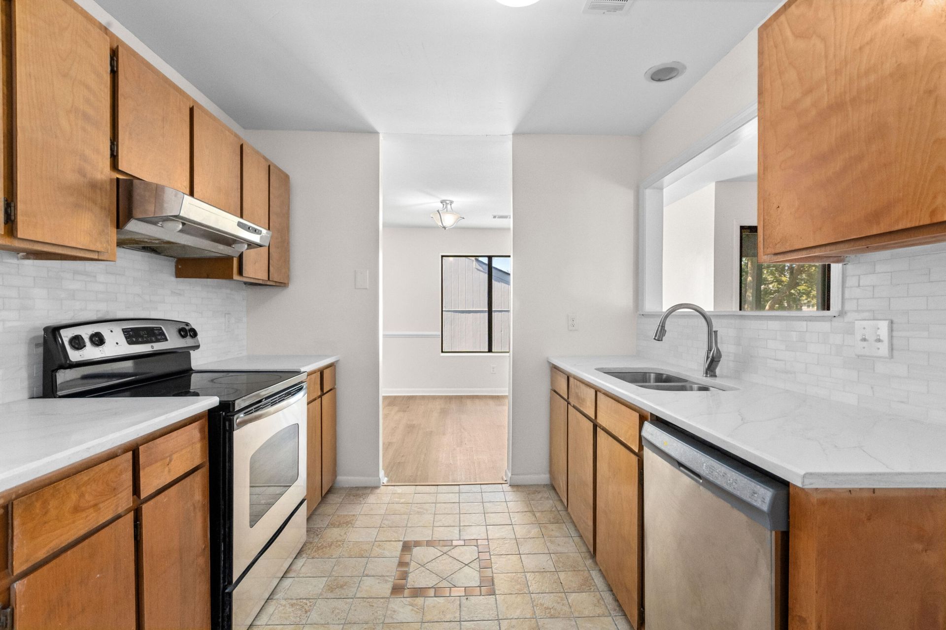 1005 Waterwood Drive Photo 10