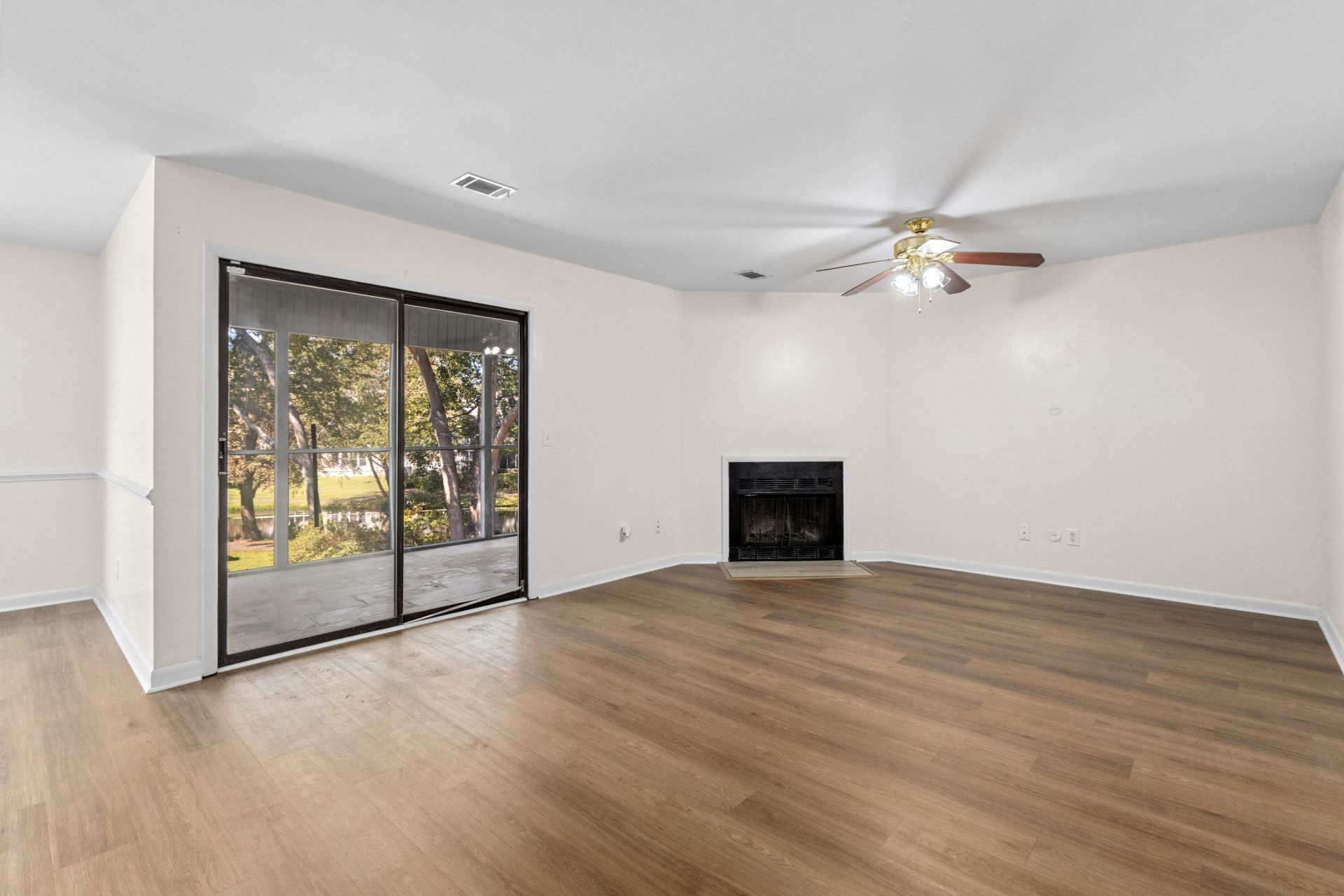 1005 Waterwood Drive Photo 4
