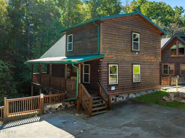 531 Blackberry Ridge Way , Pigeon Forge, TN 37863