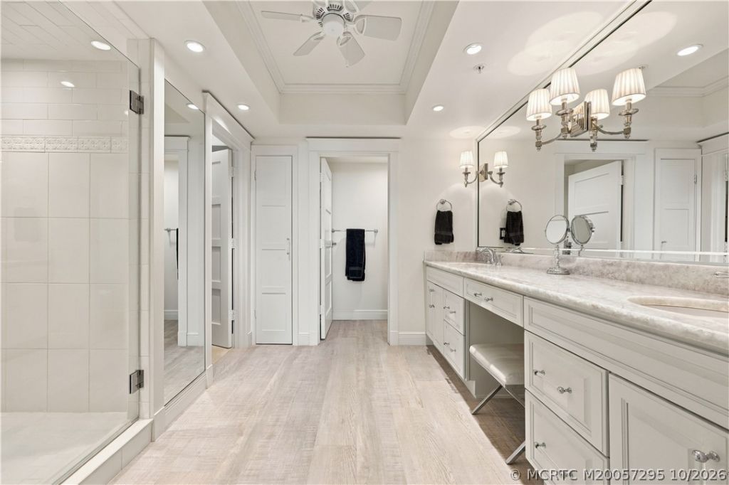 579 NE Plantation Road , Unit S205, Stuart, FL 34996 Photo