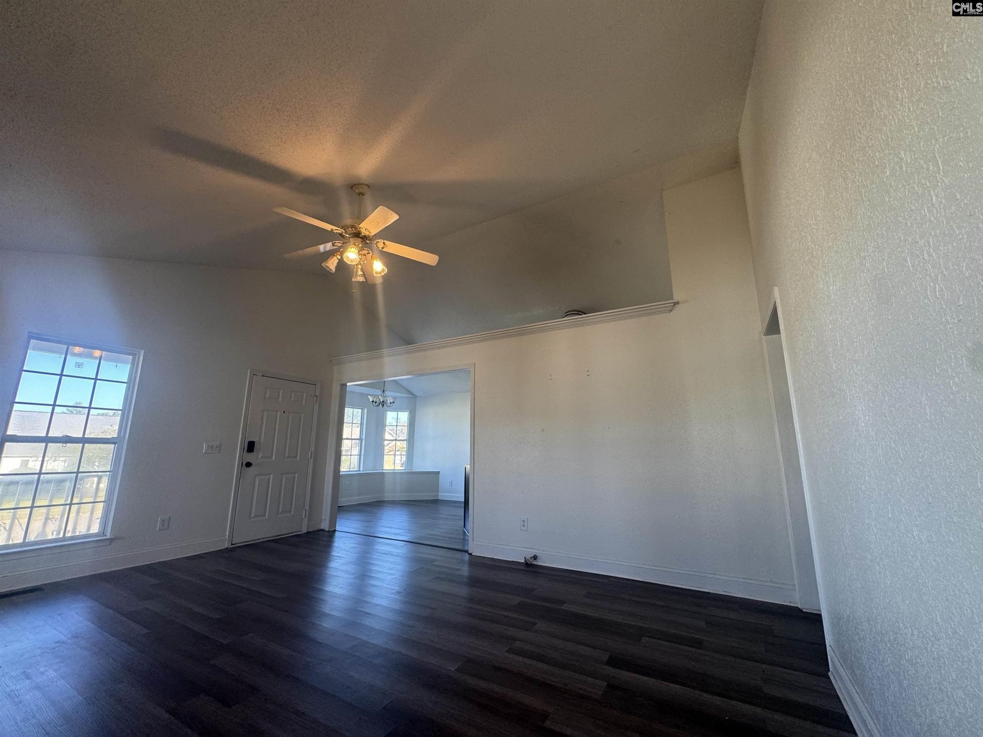 1104 May Oak Circle  Photo 5