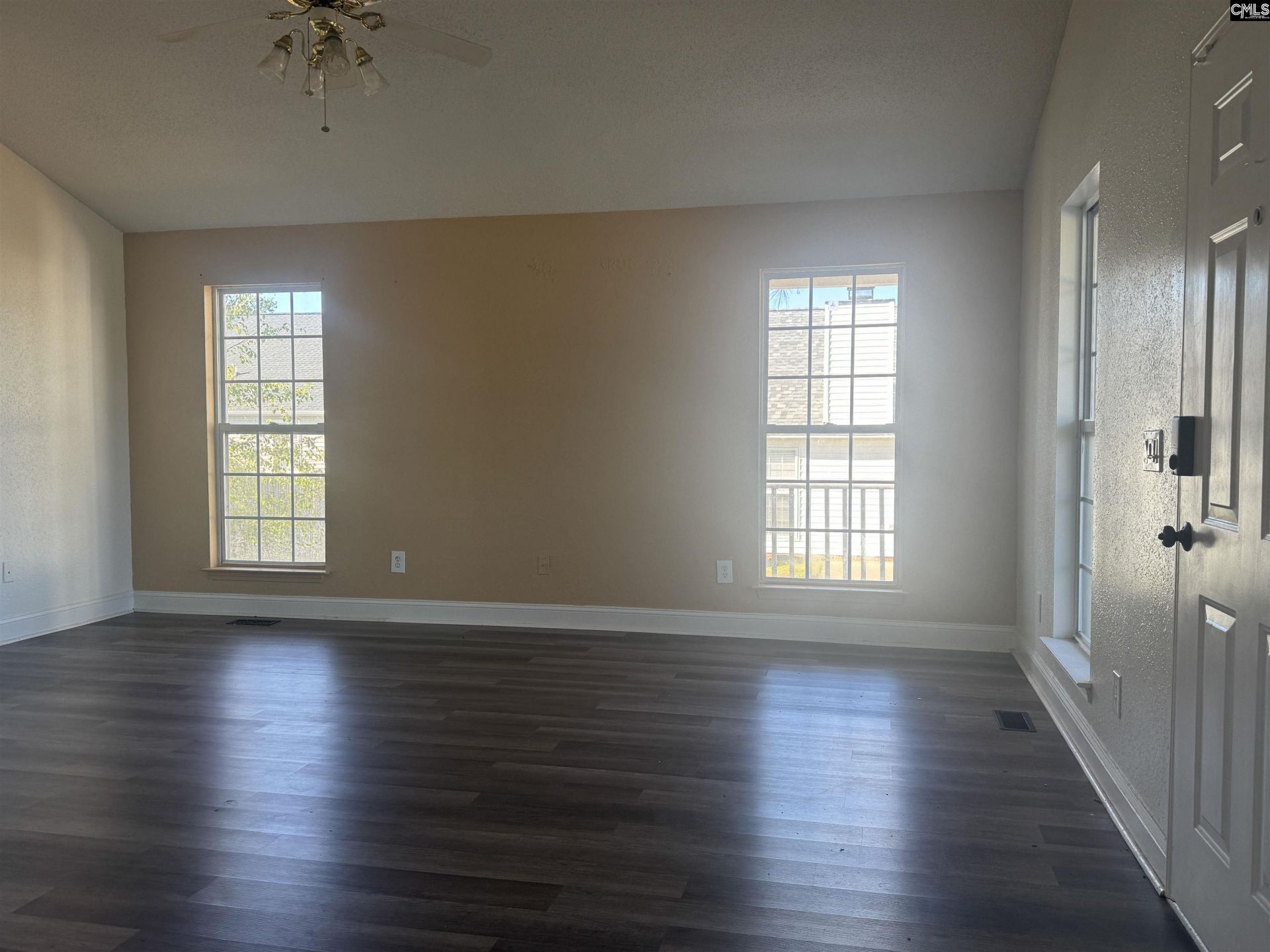 1104 May Oak Circle  Photo 7