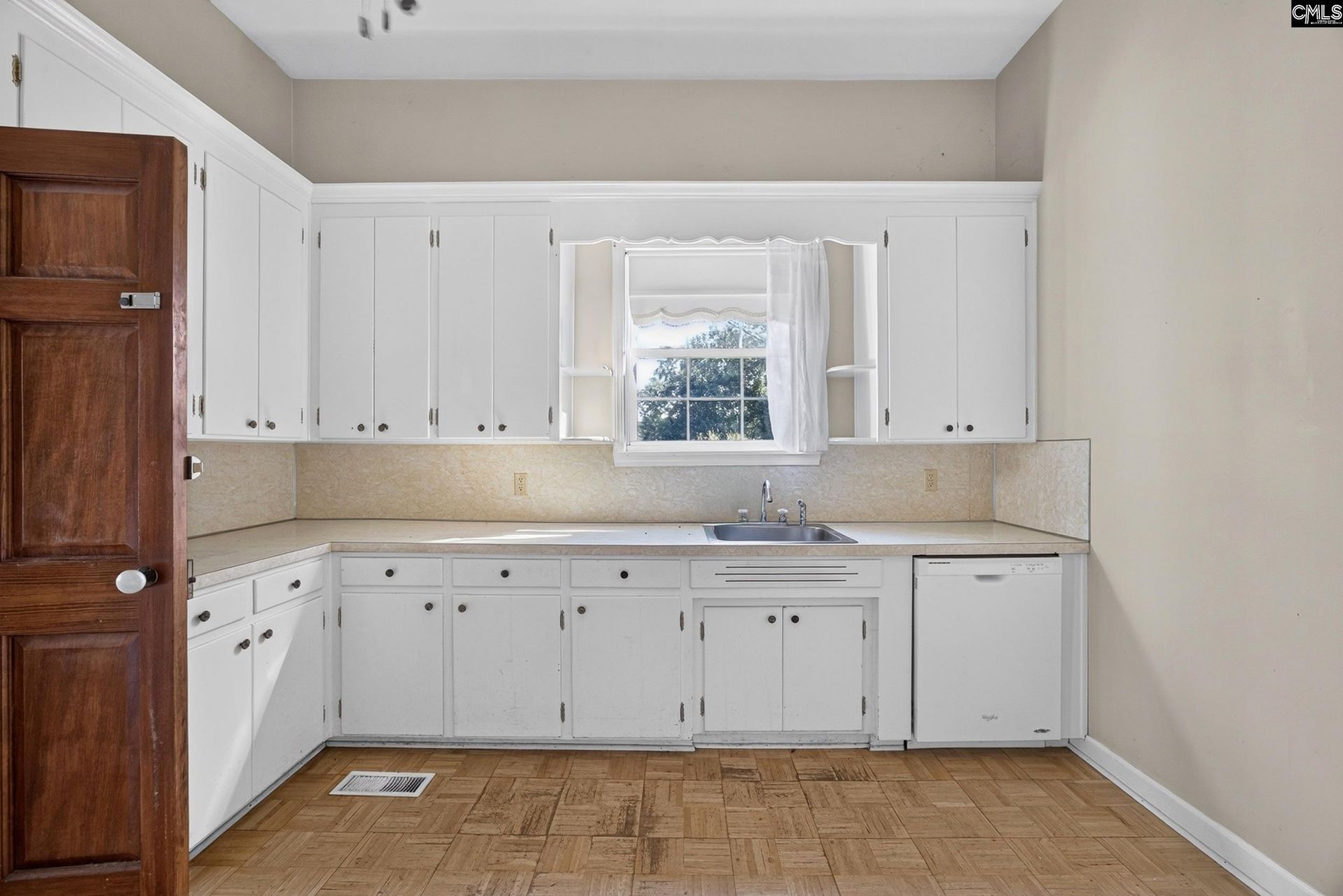 137 Railroad Avenue  Photo 15