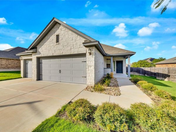 728 Coltrane DR , Pflugerville, TX 78660