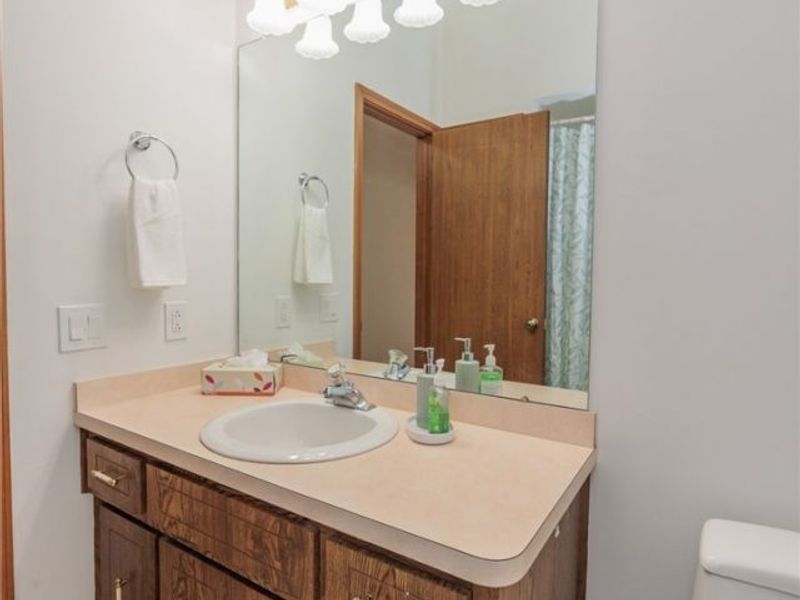 6624 Springdale Drive , Middleburg Heights, OH 44130 Photo 12