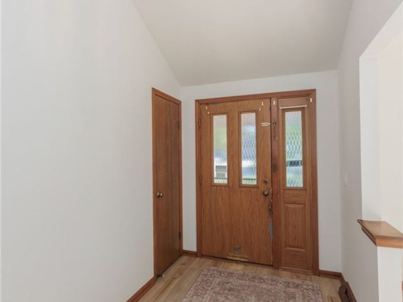 6624 Springdale Drive , Middleburg Heights, OH 44130 Photo 2