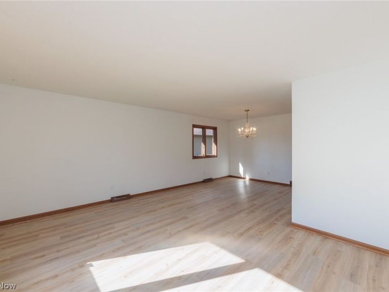 6624 Springdale Drive , Middleburg Heights, OH 44130 Photo 3