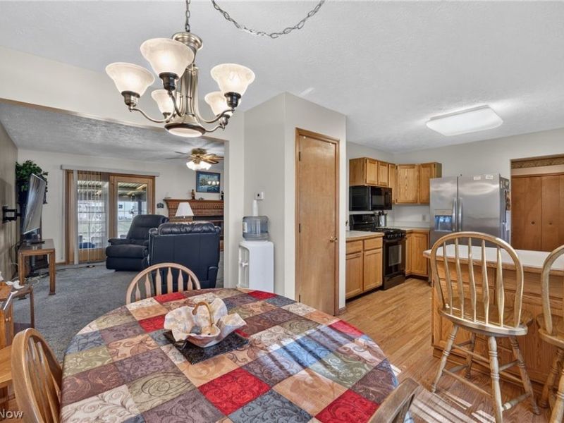 5900 S Mayflower Drive , Lorain, OH 44053 Photo 12