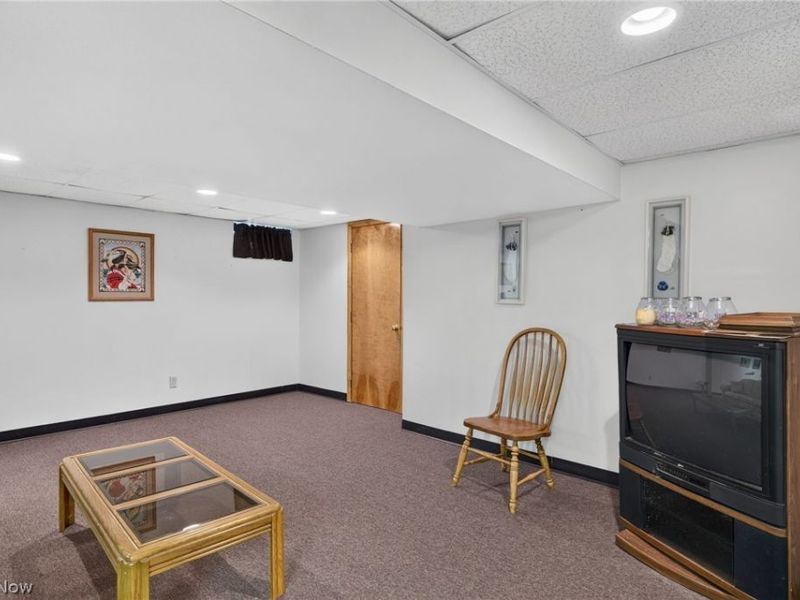 5900 S Mayflower Drive , Lorain, OH 44053 Photo 30