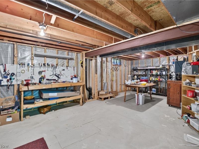 5900 S Mayflower Drive , Lorain, OH 44053 Photo 31