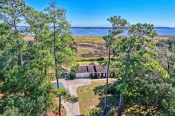 436 Golf Dr. photo 4