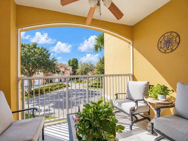 5050 Fairways Circle, Unit E207, Vero Beach, FL 32967