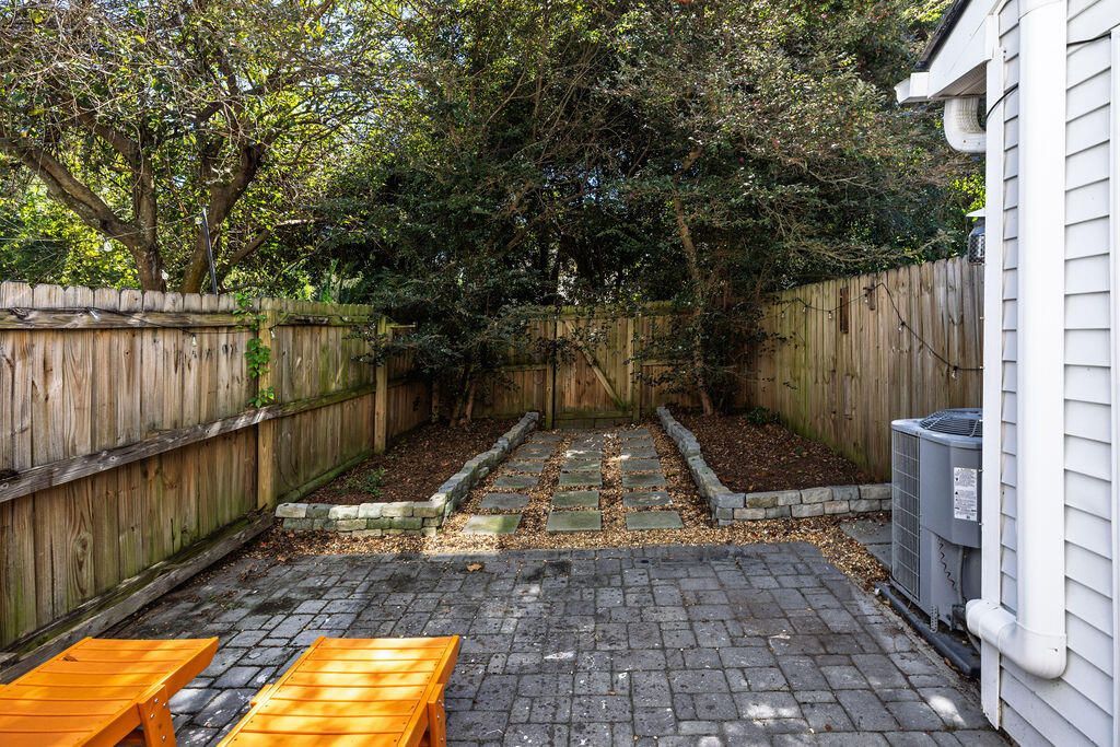 262 Stefan Drive Photo 32