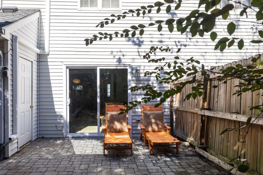 262 Stefan Drive Photo 36