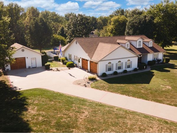 69 Maynor Court, Murphysboro, IL 62966