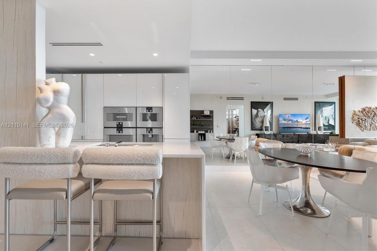 10203 Collins Ave , Unit 303, Bal Harbour, FL 33154 Photo