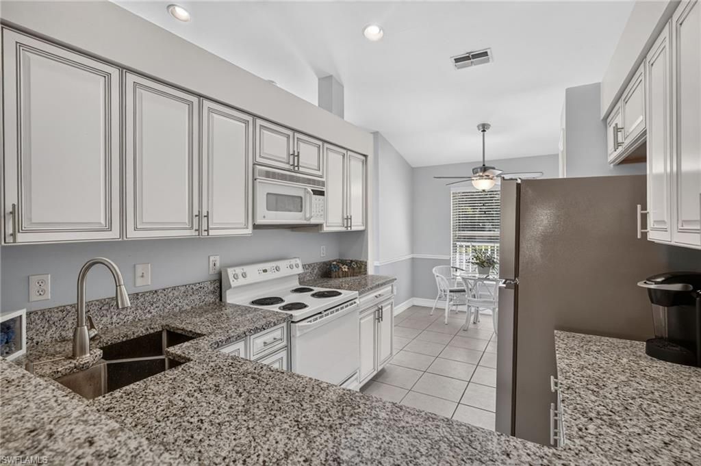 20810 Country Creek Dr, Unit 424, Estero, FL 33928 Photo