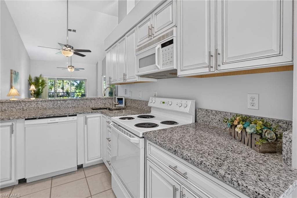 20810 Country Creek Dr, Unit 424, Estero, FL 33928 Photo