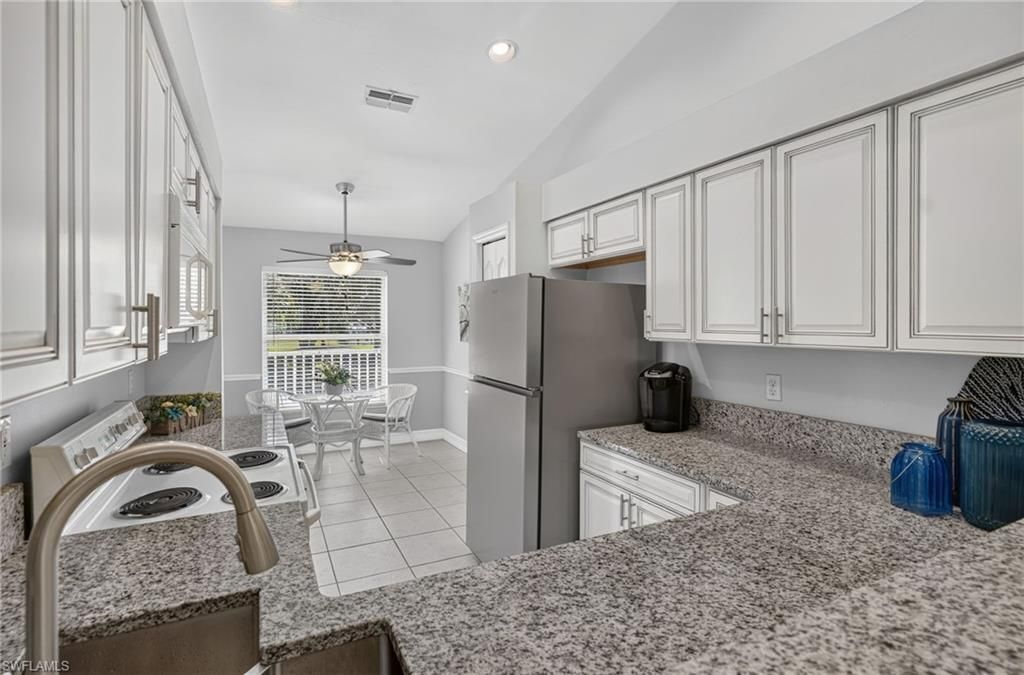 20810 Country Creek Dr, Unit 424, Estero, FL 33928 Photo