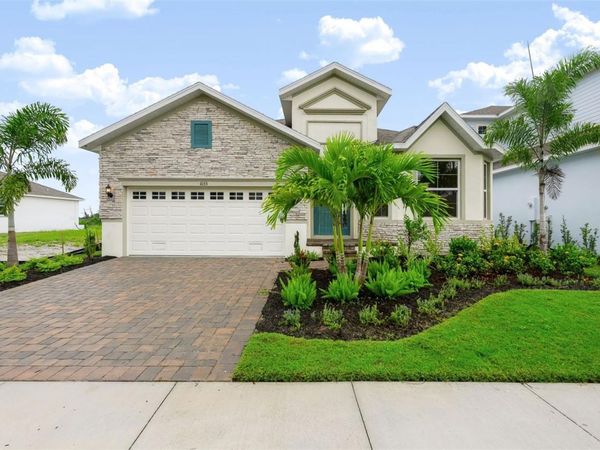 1033 SIGNET DRIVE , APOLLO BEACH, FL 33572