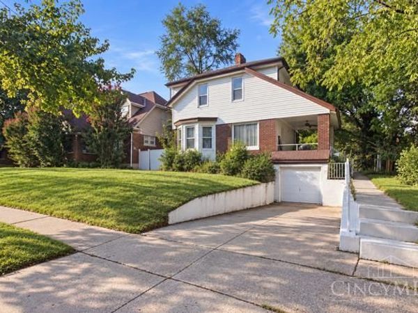1538 Section Road, Cincinnati, OH 45237