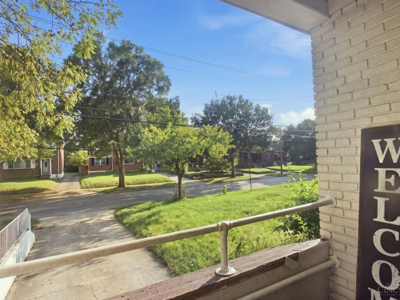 1538 Section Road, Cincinnati, OH 45237 Photo 2