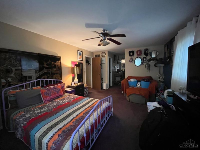 5612 Little Flower Avenue, Cincinnati, OH 45239 Photo 14