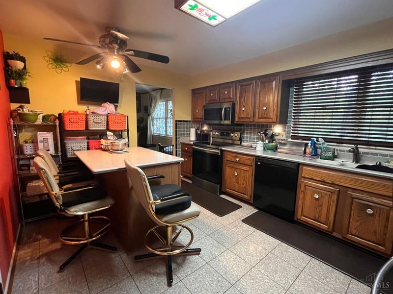 5612 Little Flower Avenue, Cincinnati, OH 45239 Photo 8