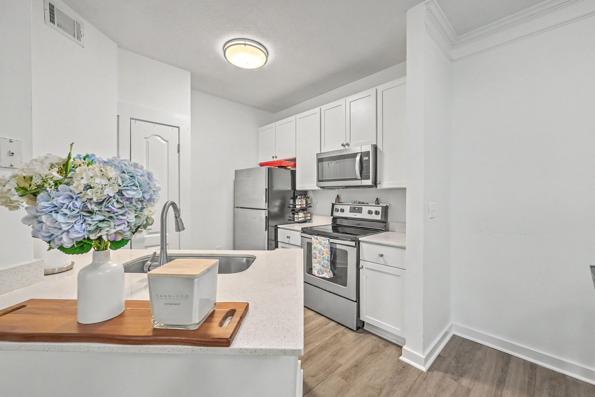 1300 Park West Photo 13