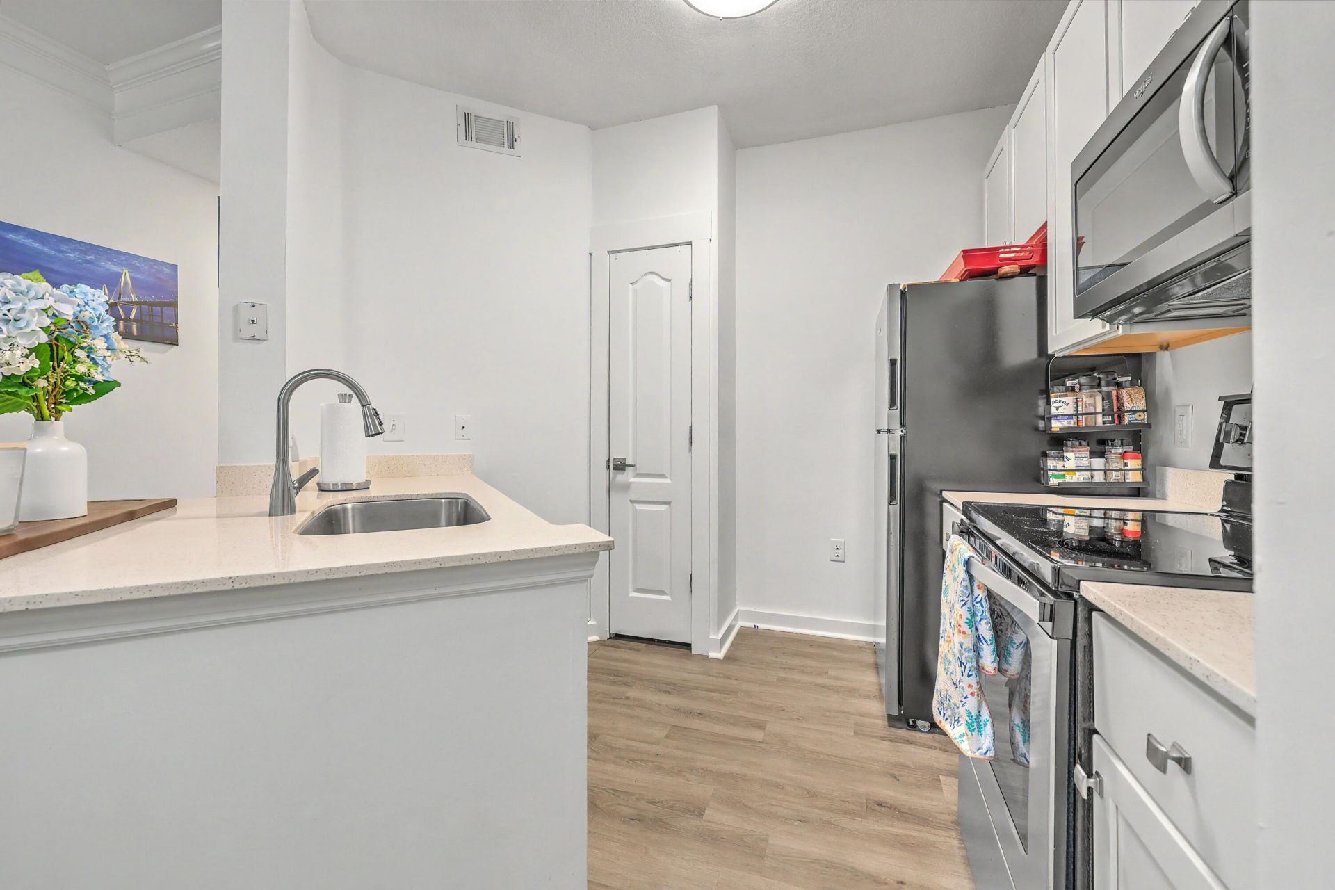 1300 Park West Photo 14