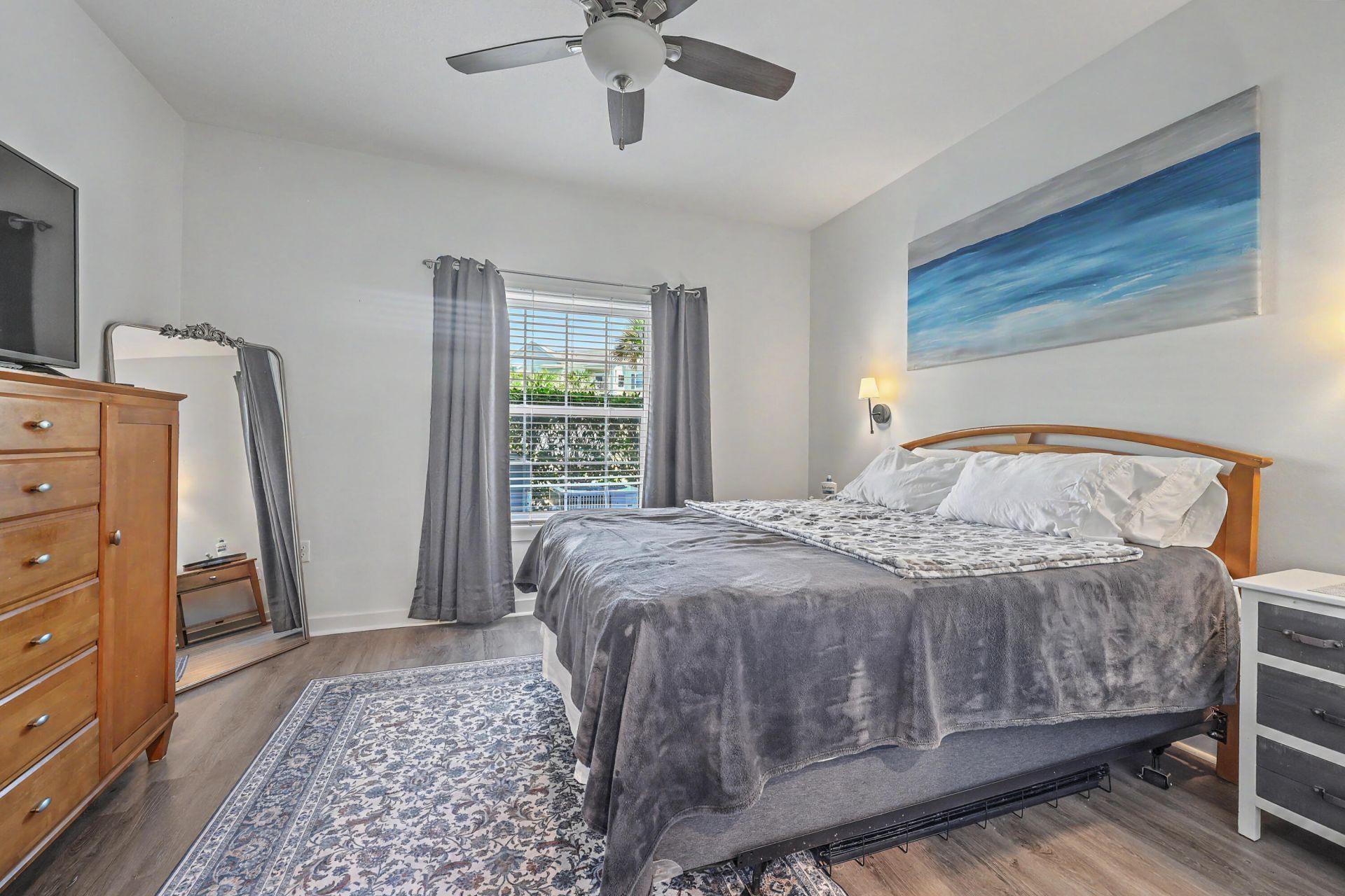 1300 Park West Photo 17