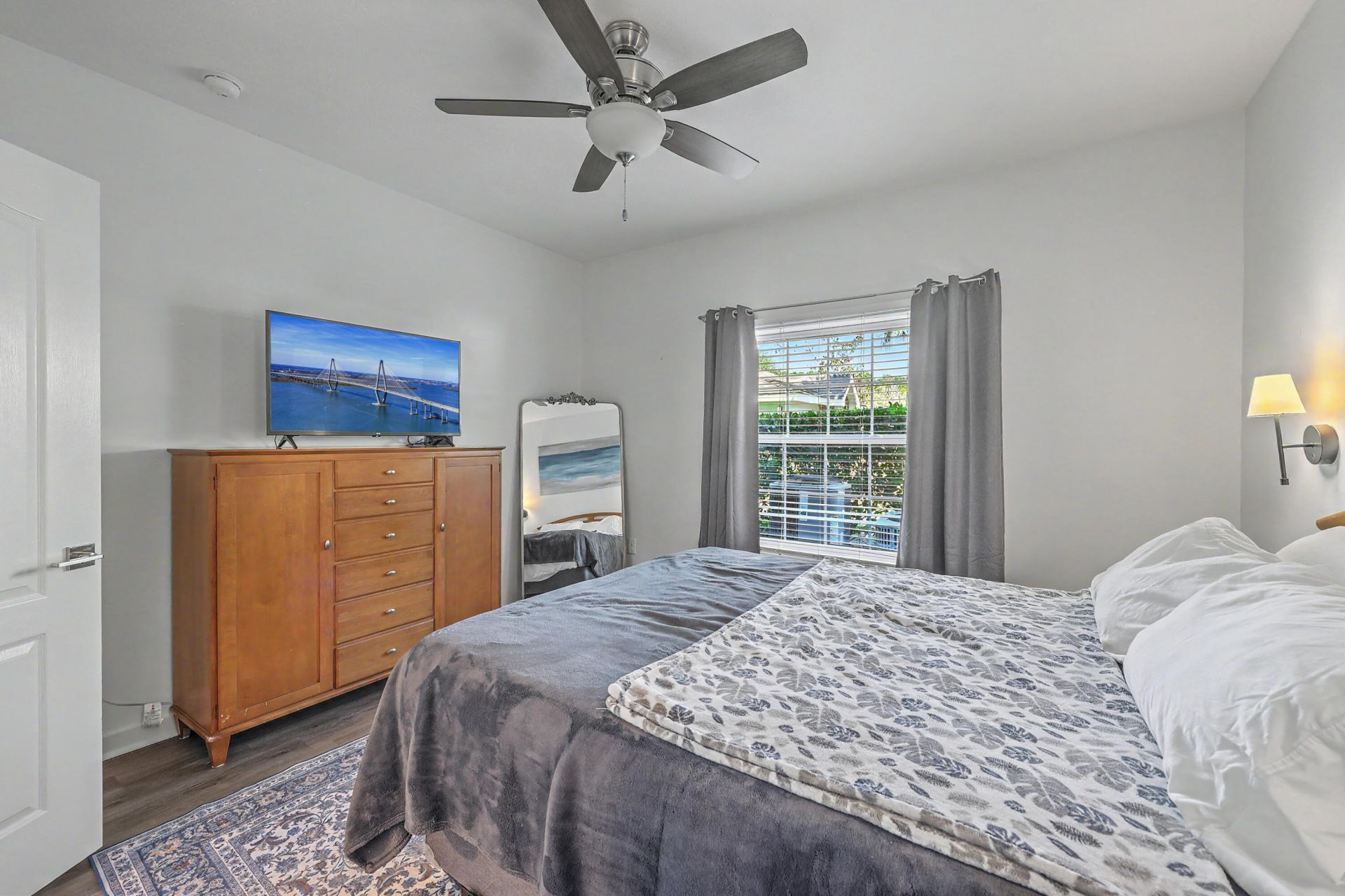 1300 Park West Photo 19