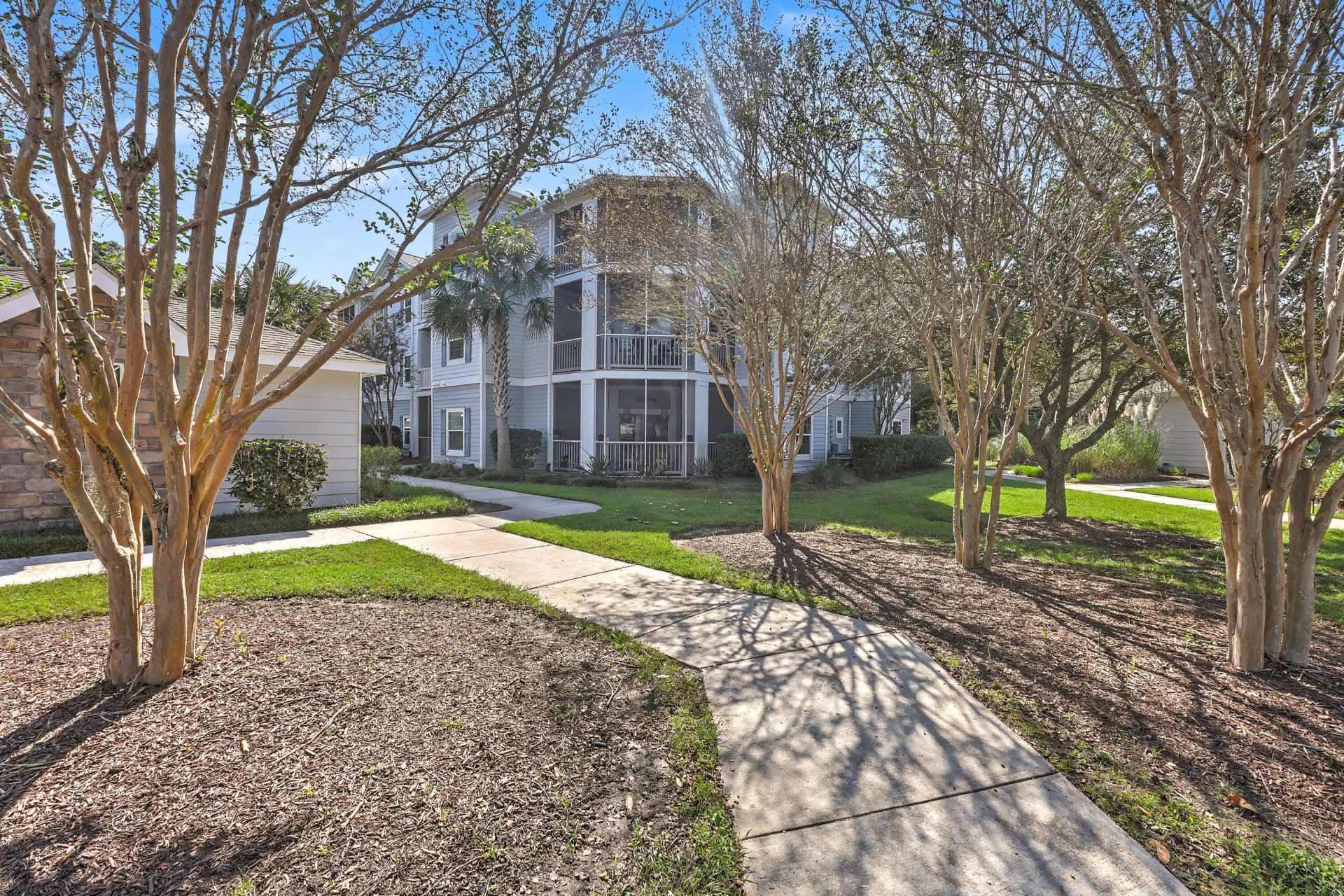 1300 Park West Photo 27