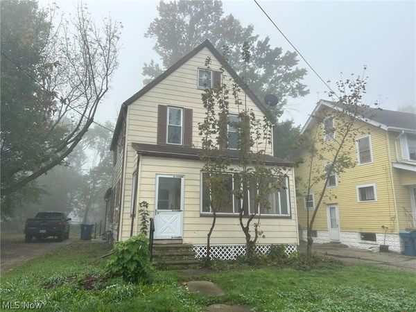 823 W 21st Street, Lorain, OH 44052