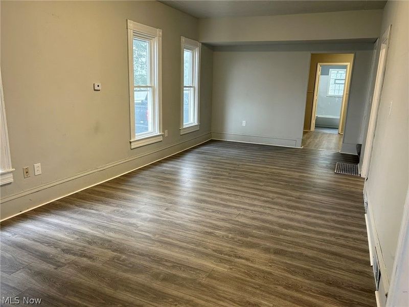 823 W 21st Street, Lorain, OH 44052 Photo 4