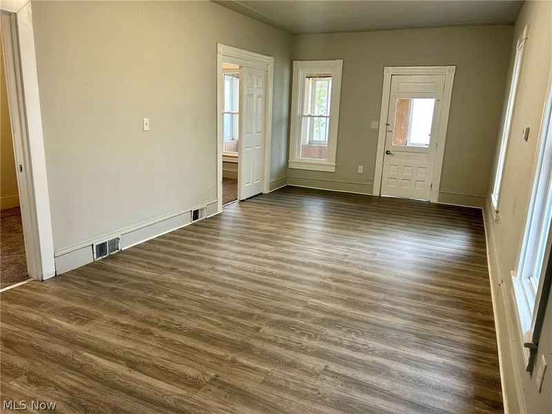 823 W 21st Street, Lorain, OH 44052 Photo 5