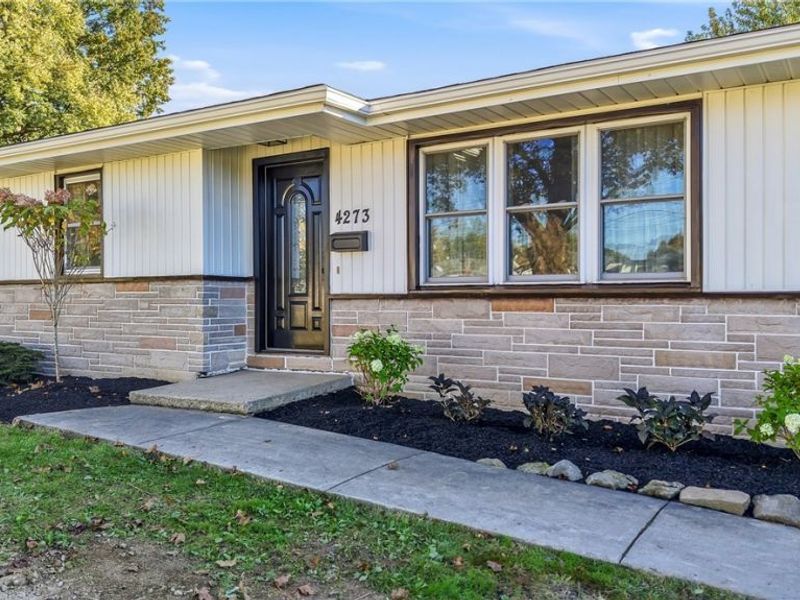 4273 Selkirk Avenue , Youngstown, OH 44511 Photo 2